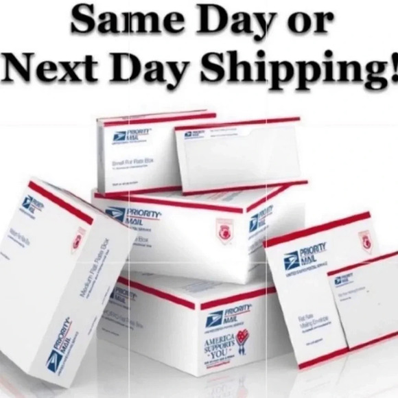 Banana Republic Ladies' Long Sleeve V-Neck Top - Picture 9 of 10